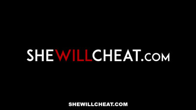 Alexa Grace's workout video by She Will Cheat