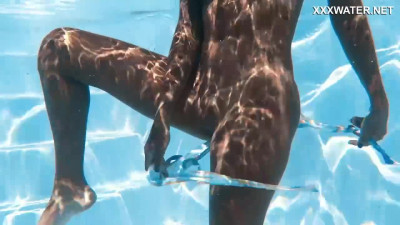 Yorgelis Carrillo's hd action by Underwater Show