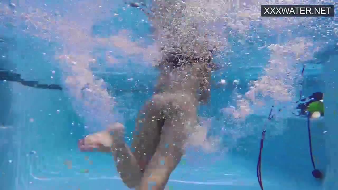 Underwater Show featuring Lana's toy dirt