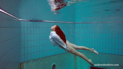 Pure Lola - lola movie - Underwater Show