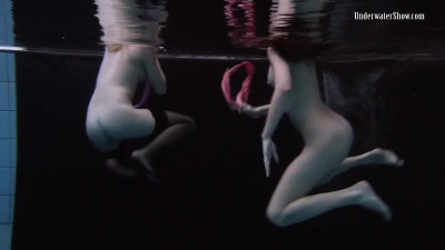 Brilliant doll - wow girls xxx - Underwater Show