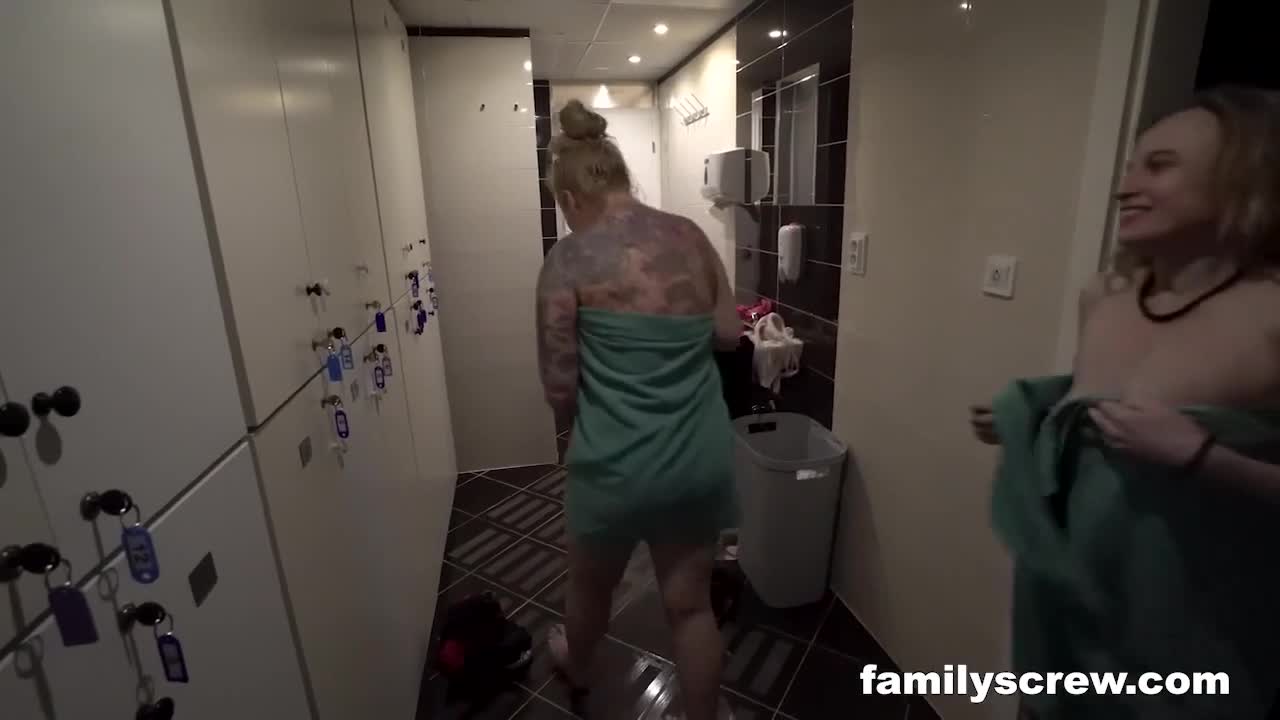 Family Screw - fetish smut