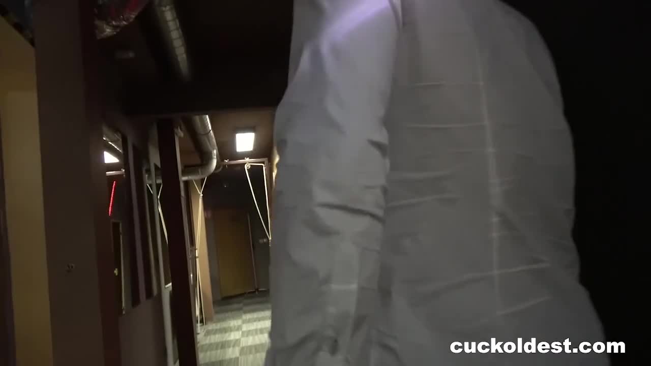 Cuckoldest featuring femme's saggy trailer - ePornTube