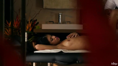 Elegant sex on the massage table with a brunette Veronica Rodriguez