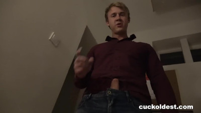 Cuckoldest - 3some clip