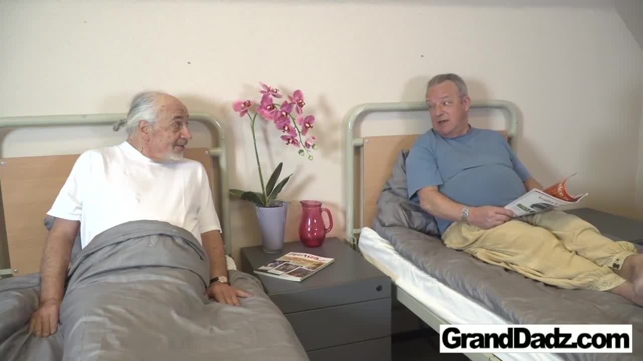 Unattainable dame at senior citizen trailer - ePornTube