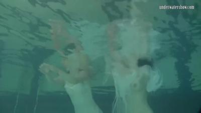 Swimming pool teen (18+) video with beauty side chick from Underwater Show