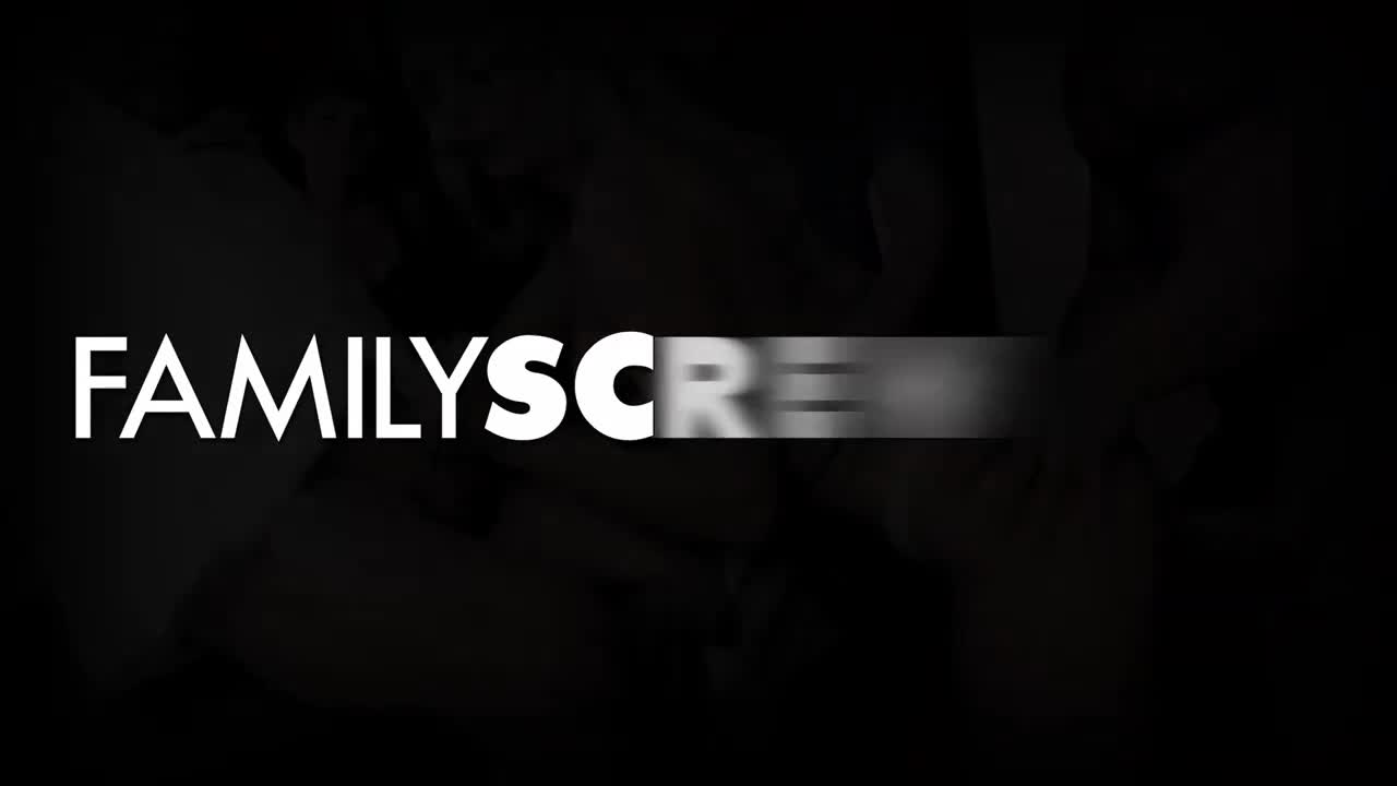 Family Screw featuring Lucas Knight's pornstar clip - ePornTube