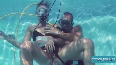 Underwater Show - watersports scene - ePornTube