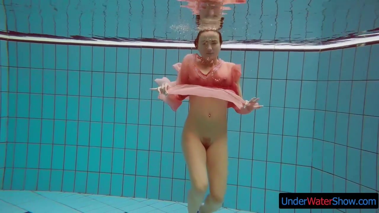 Underwater Show - teenager (18+) video